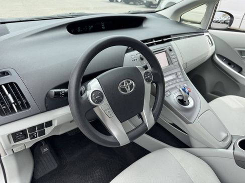 Used 2013 Toyota Prius Two FWD image 23