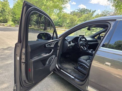 Used 2019 Audi Q7 2.0T Premium w/ Cold Weather Package AWD/4WD image 5