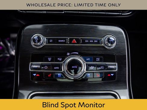 Used 2021 Lincoln Nautilus Reserve w/ Monochromatic Package image 21