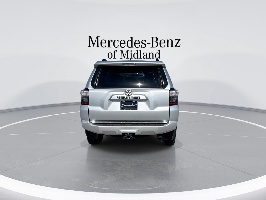 Used 2023 Toyota 4Runner SR5 Premium w/ Moonroof Package RWD image 7