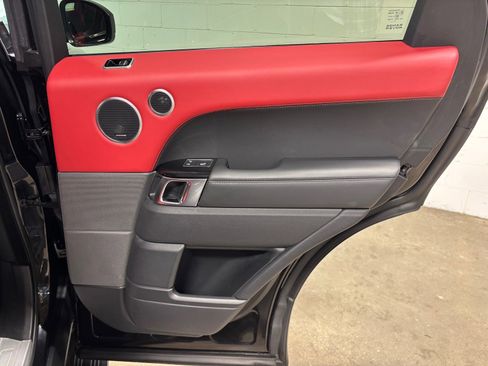 Used 2019 Land Rover Range Rover Sport HSE Dynamic AWD/4WD image 42