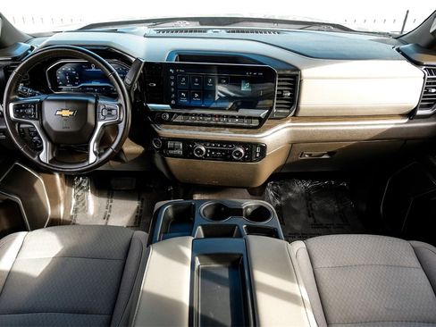 Used 2022 Chevrolet Silverado 1500 LT w/ Max Trailering Package image 10