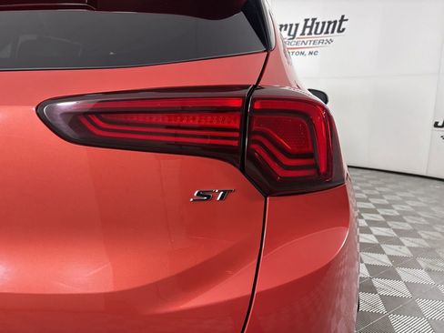 Used 2024 Buick Encore GX Sport Touring w/ Comfort Package image 31