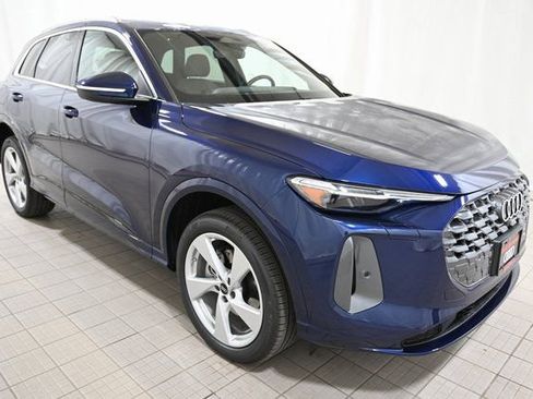 Used 2025 Audi Q5 Premium Plus AWD/4WD image 15