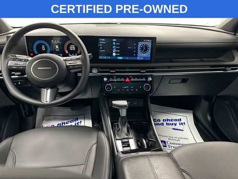 Certified 2025 Hyundai Santa Cruz SEL image 18
