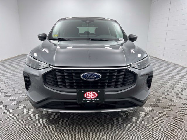 Used 2024 Ford Escape Active w/ Tech Pack #1 AWD/4WD image 3