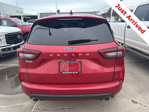 Used 2024 Ford Escape ST-Line w/ Tech Pack #1 FWD image 13