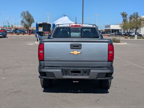 Used 2018 Chevrolet Colorado LT w/ LT Convenience Package image 4