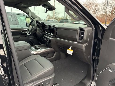 New 2026 Chevrolet Silverado 3500 LTZ w/ LTZ Plus Package image 40