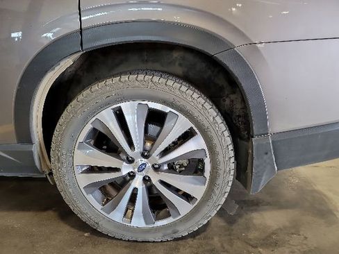 Used 2021 Subaru Ascent Limited w/ Technology Package AWD/4WD image 12