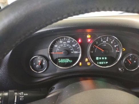 Used 2017 Jeep Wrangler Unlimited Sport image 14