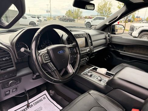 Used 2020 Ford Expedition Limited w/ Equipment Group 301A AWD/4WD image 11
