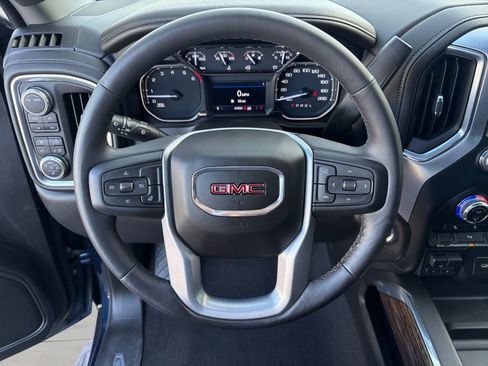 Used 2022 GMC Sierra 1500 Elevation image 11
