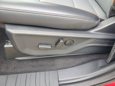 New 2025 Ford F150 Lariat w/ Equipment Group 501A Mid image 9