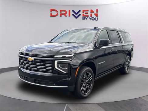 New 2026 Chevrolet Suburban High Country RWD image 8