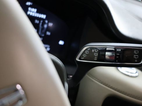 Used 2021 Lincoln Aviator Reserve w/ Class IV Trailer Tow Package image 26