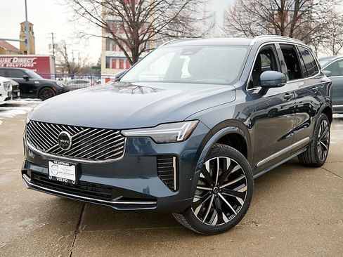 New 2026 Volvo XC90 B6 Ultra w/ Protection Package image 2