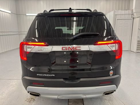 Used 2022 GMC Acadia SLT w/ Preferred Package FWD image 5