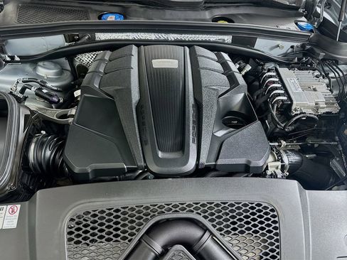 Used 2019 Porsche Macan S image 31