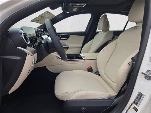 Used 2026 Mercedes-Benz C 300 Sedan image 4