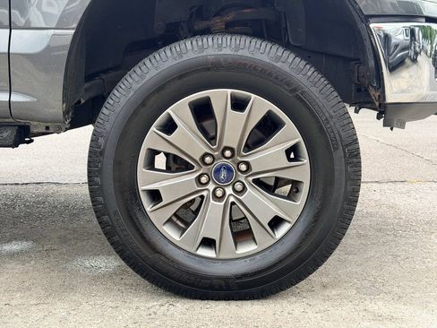 Used 2018 Ford F150 XLT w/ Equipment Group 302A Luxury AWD/4WD image 27