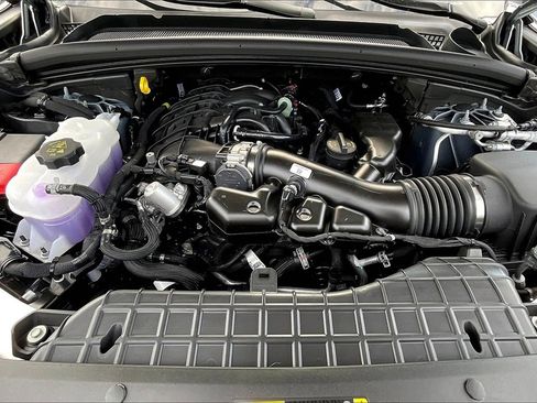 New 2025 Jeep Grand Cherokee L Limited w/ Black Appearance Package image 11