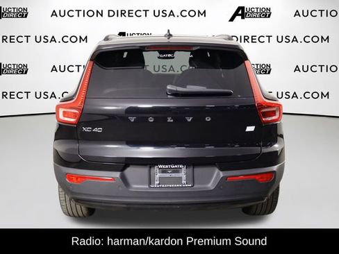 Used 2022 Volvo XC40 P8 Recharge Ultimate AWD/4WD image 3