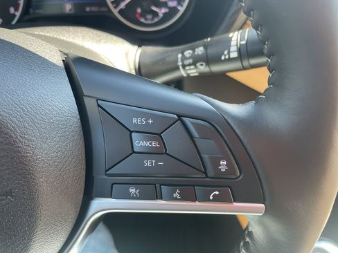 New 2025 Nissan Sentra SV w/ SV Premium Package image 15