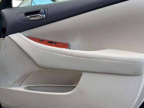 Used 2010 Lexus ES 350 FWD image 18