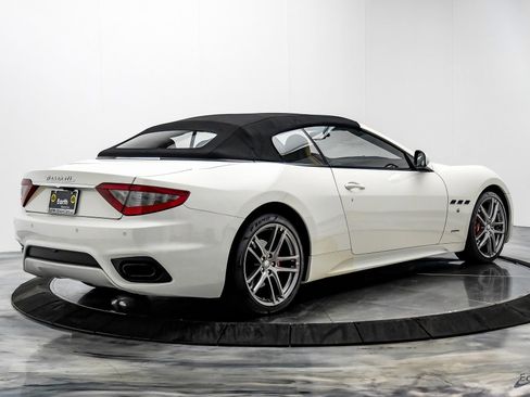 Used 2018 Maserati GranTurismo Sport image 18