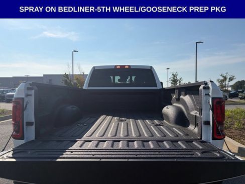 New 2027 RAM 3500 Tradesman AWD/4WD image 8