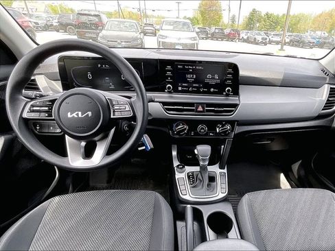 Used 2024 Kia Seltos LX AWD/4WD image 20