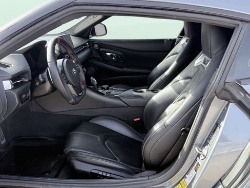 Used 2021 Toyota Supra Premium w/ Driver Assist Package image 3