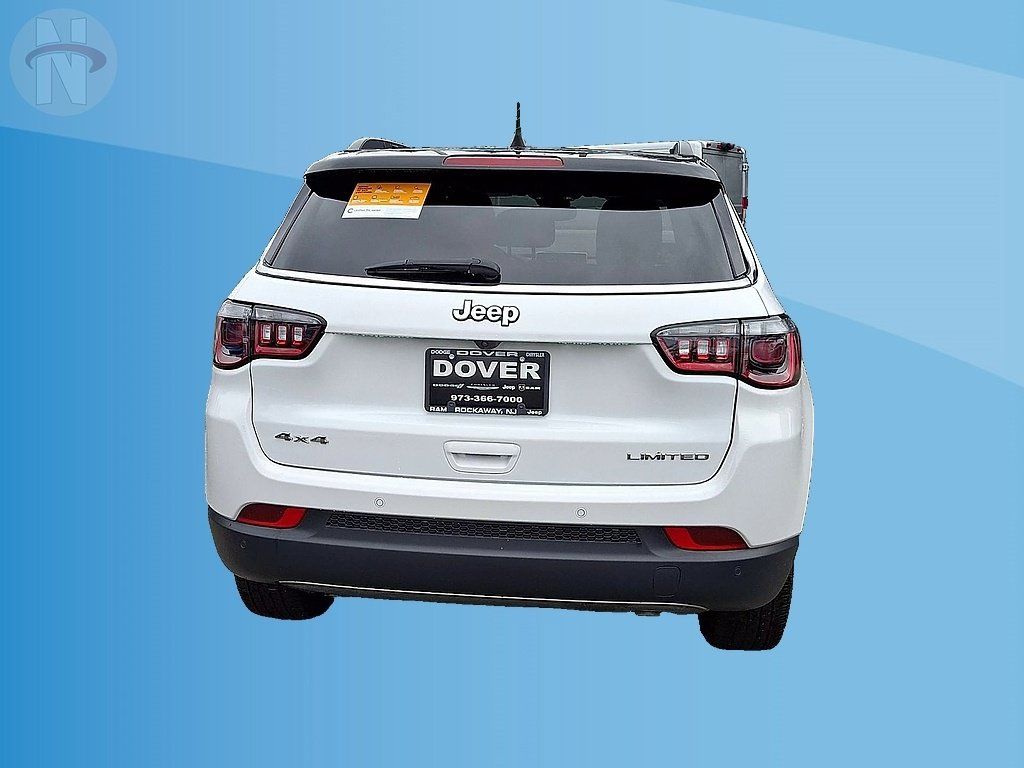 Certified 2024 Jeep Compass Limited AWD/4WD image 7