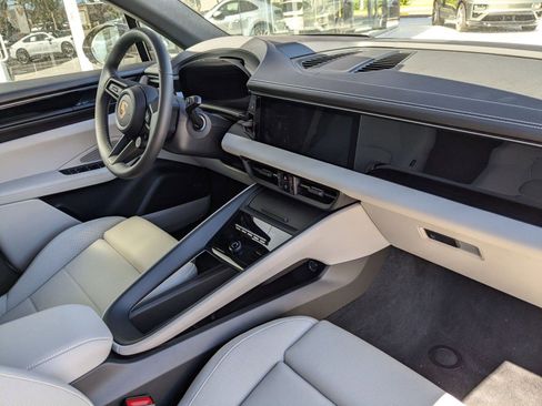 Certified 2024 Porsche Macan 4 Electric image 25