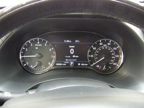 Used 2021 INFINITI QX80 Luxe AWD/4WD image 17