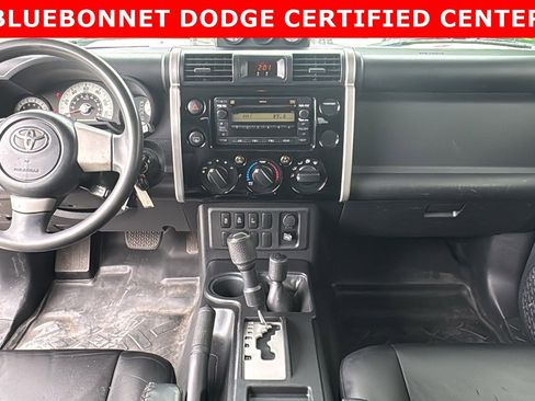 Used 2010 Toyota FJ Cruiser 4WD image 15