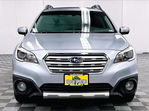 Used 2017 Subaru Outback 3.6R Limited w/ Popular Package #5 image 3