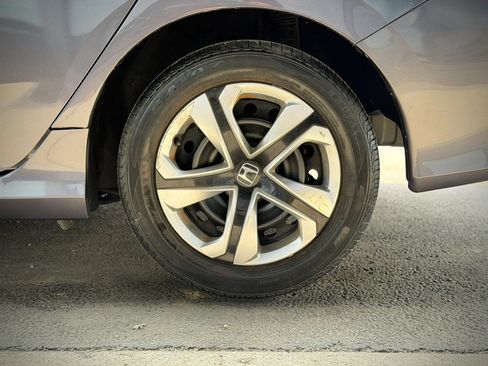 Used 2018 Honda Civic LX image 22