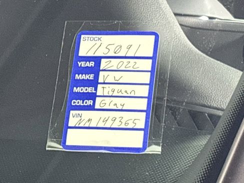 Used 2022 Volkswagen Tiguan SEL R-Line image 26