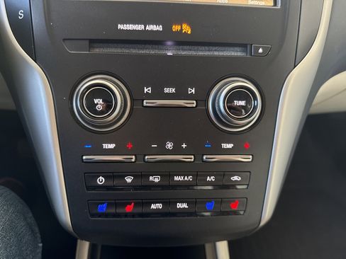 Used 2018 Lincoln MKC Black Label FWD image 29