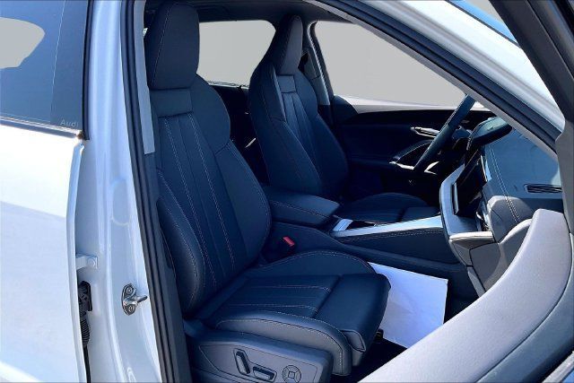 New 2026 Audi Q5 Premium Plus AWD/4WD image 7