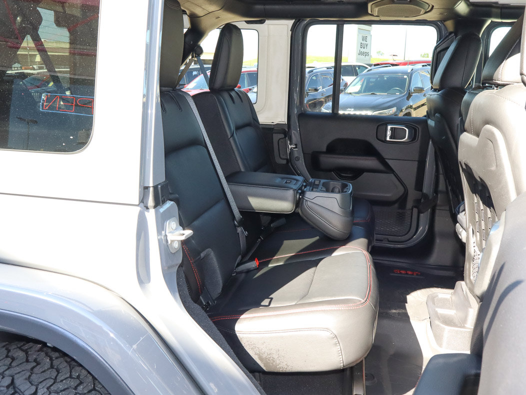 Used 2021 Jeep Wrangler Unlimited Rubicon AWD/4WD image 25