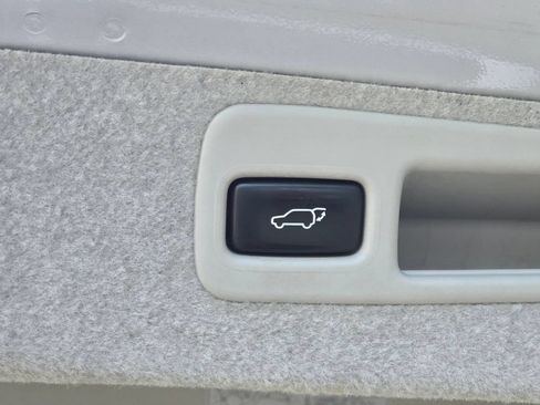 Used 2010 Lexus RX 350 AWD w/ Premium Pkg image 16