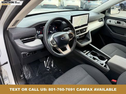 Used 2025 Ford Explorer Active AWD/4WD image 26
