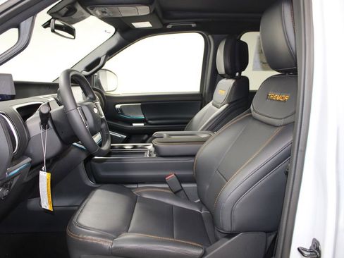 New 2026 Ford Expedition Tremor image 23