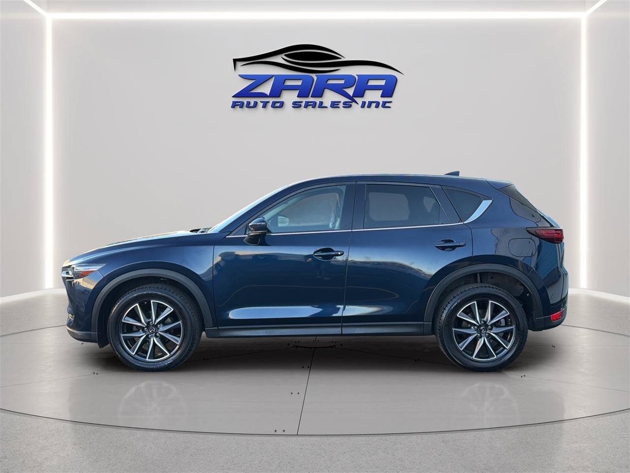Used 2017 MAZDA CX-5 Grand Touring AWD/4WD image 4