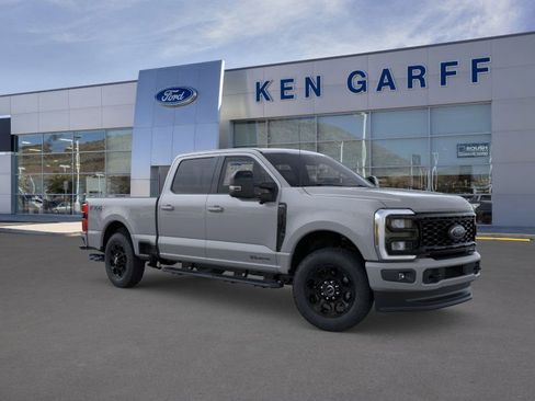 New 2026 Ford F250 Lariat w/ Black Appearance Package image 8