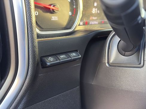 Used 2020 Chevrolet Silverado 2500 LTZ image 22