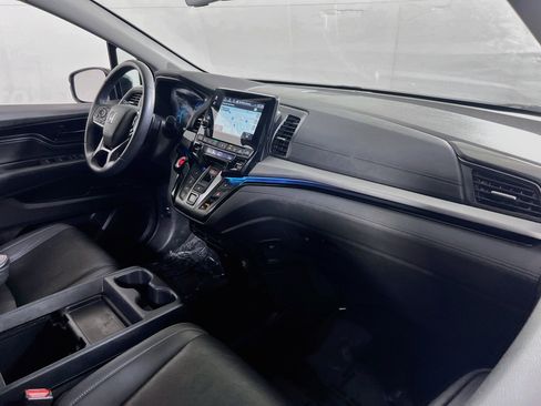 Used 2023 Honda Odyssey Touring image 30